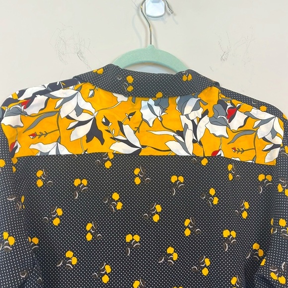 French Connection NWT Navy Yellow Aventine Shirt Medium - Picture 9 of 11